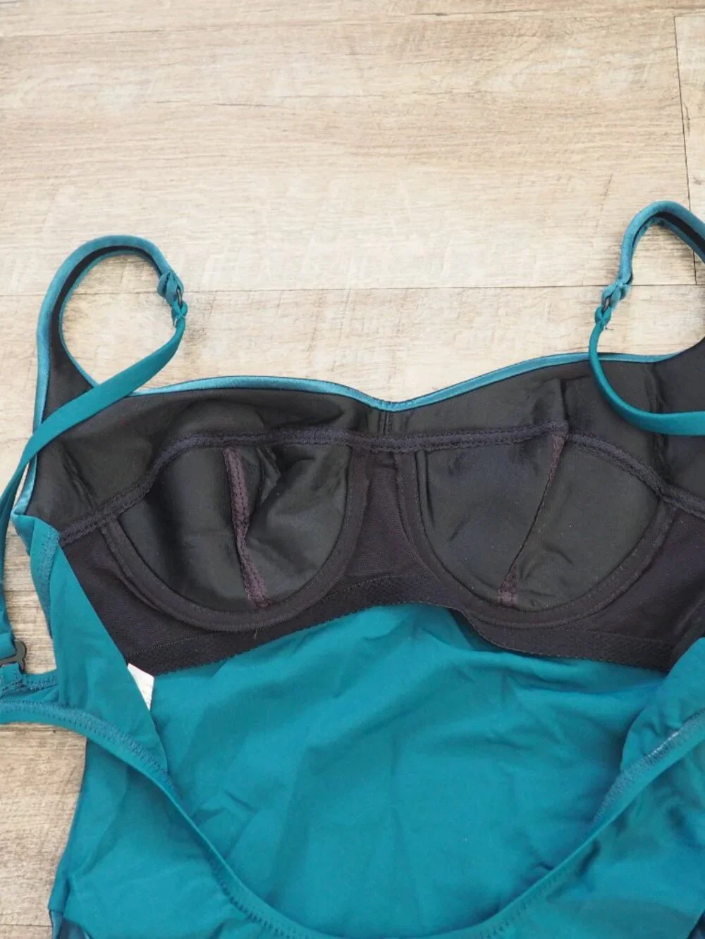 NEW Vintage Victoria’s Secret Teal Underwire One Piece Swimsuit sz 12 B - Picture 7 of 9